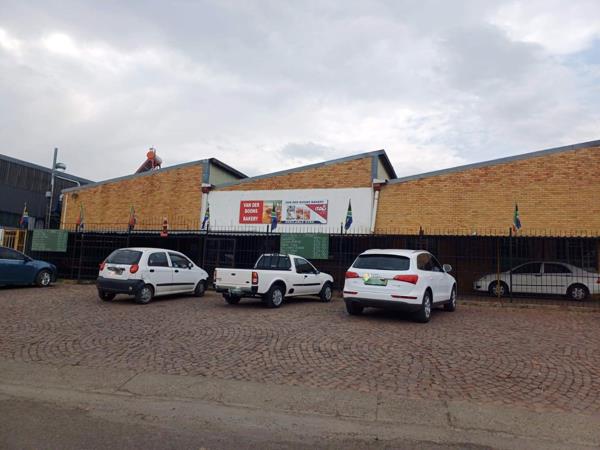 1 840 m² Commercial space