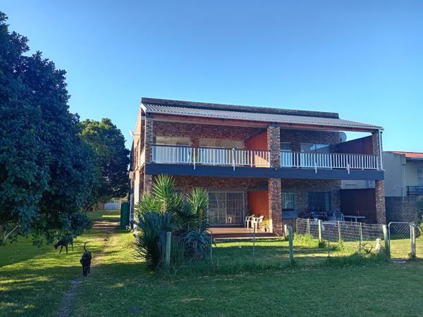12 Bedroom House