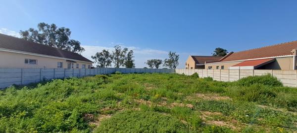 670 m² Land