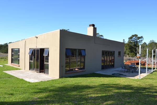 25.6 ha Farm