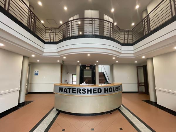 54  m² Commercial space