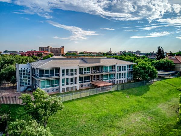 358  m² Office Space