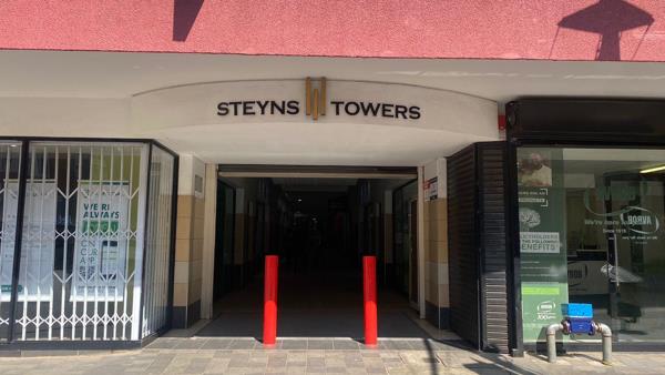 240 m² Commercial space