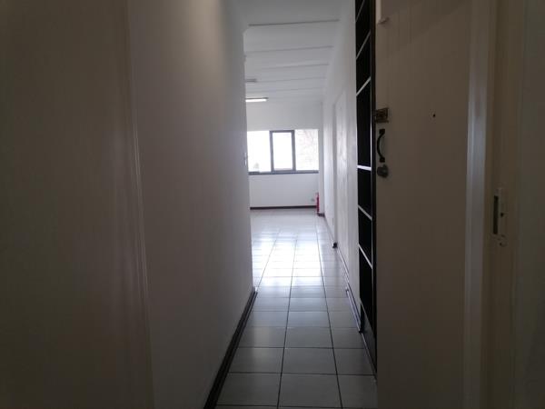 80 m² Commercial space