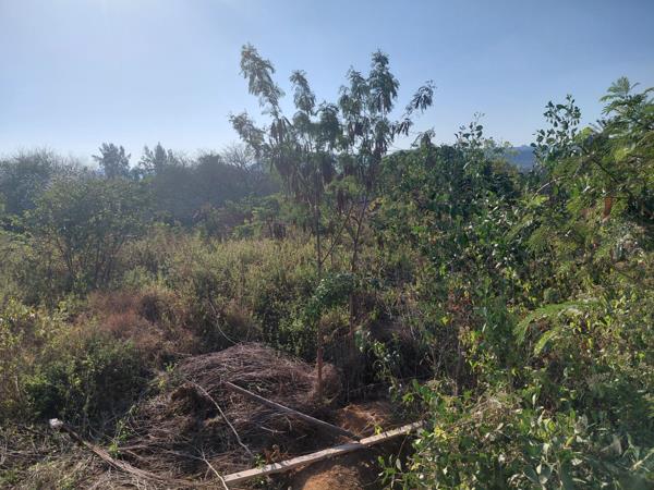 1 080 m² Land
