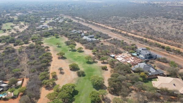 1 611 m² Land