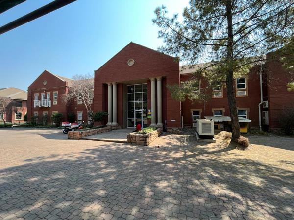 320 m² Commercial space