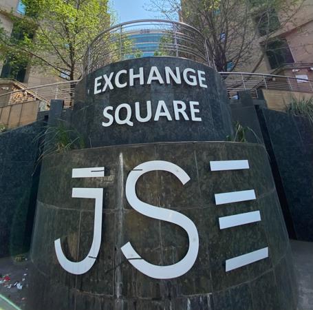 4 000  m² Commercial space