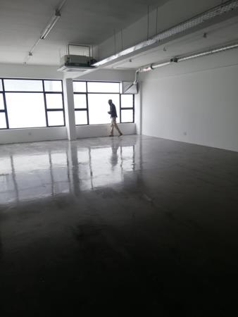 100  m² Office Space