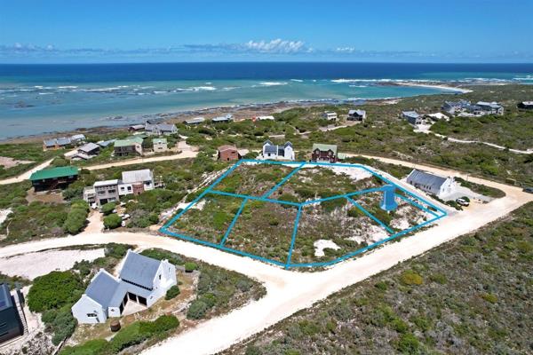 700 m² Land