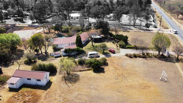 9 613 m² Smallholding