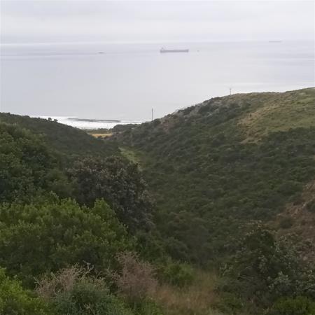 735 m² Land