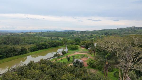 9.3 ha Smallholding