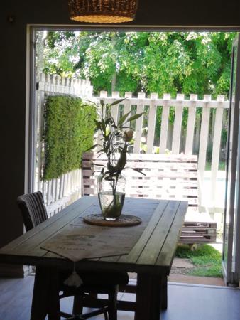 1 Bedroom Garden Cottage