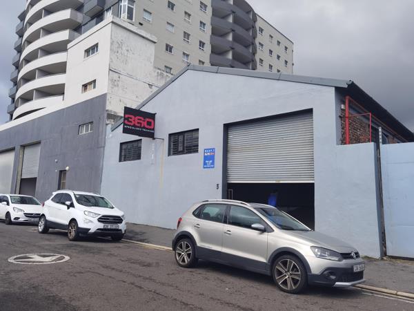 760  m² Commercial space