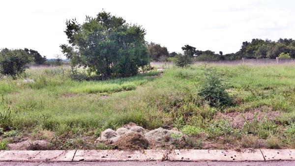 778 m² Land