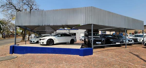 616  m² Commercial space