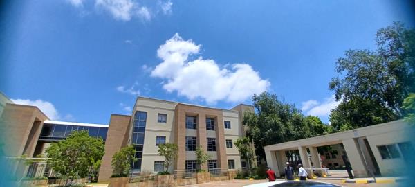 1 013  m² Commercial space