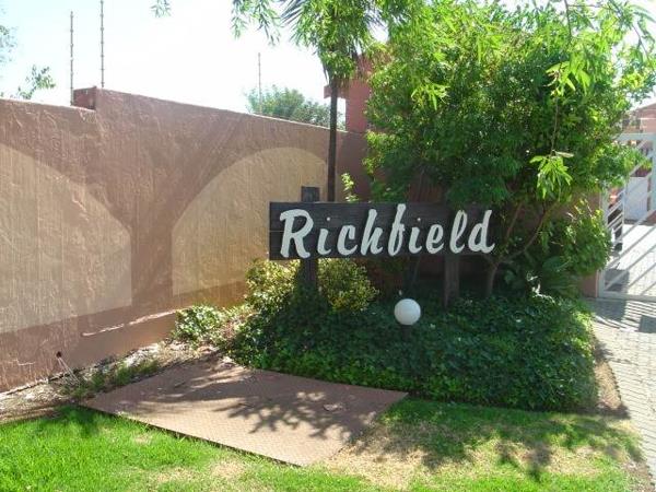 2 Bedroom Simplex