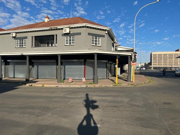 919 m² Commercial space