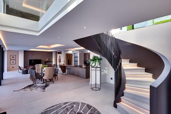 5 Bedroom House