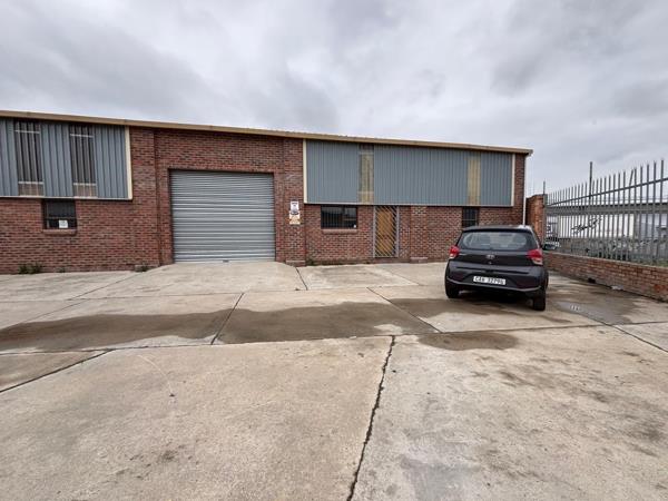 240 m² Industrial space