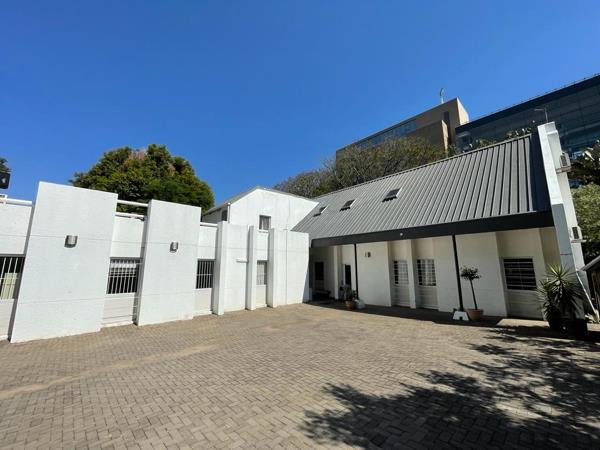 680 m² Commercial space