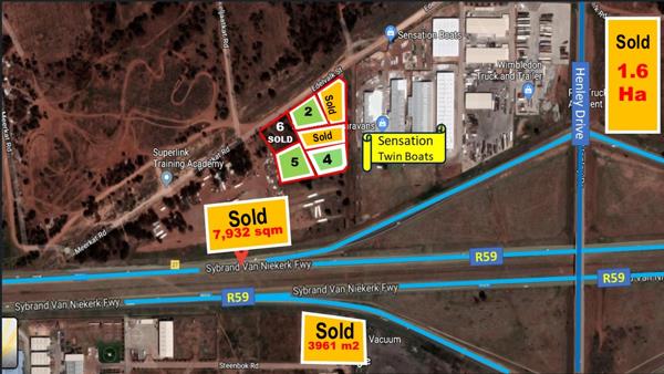 1 980 m² Land