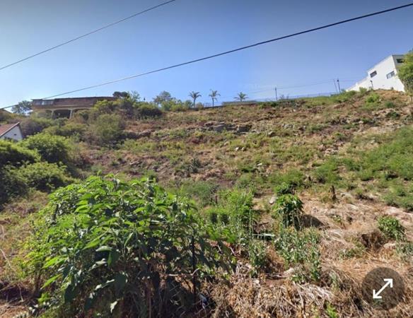 4 458 m² Land