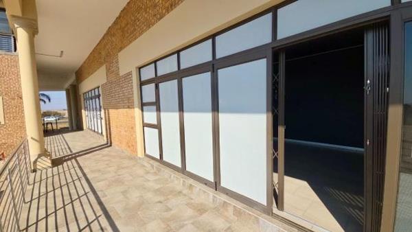 200 m² Commercial space