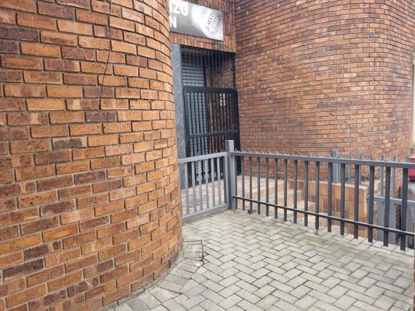 100 m² Commercial space