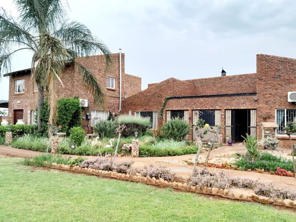 8.6 ha Smallholding