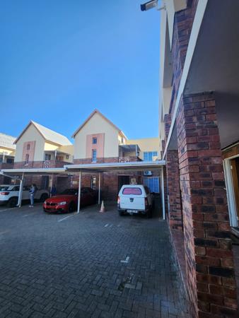 79  m² Commercial space