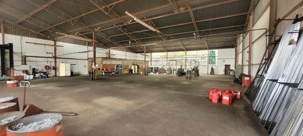 1 000  m² Industrial space