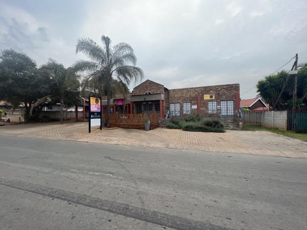 459  m² Commercial space