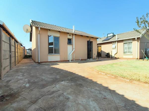 2 Bedroom House