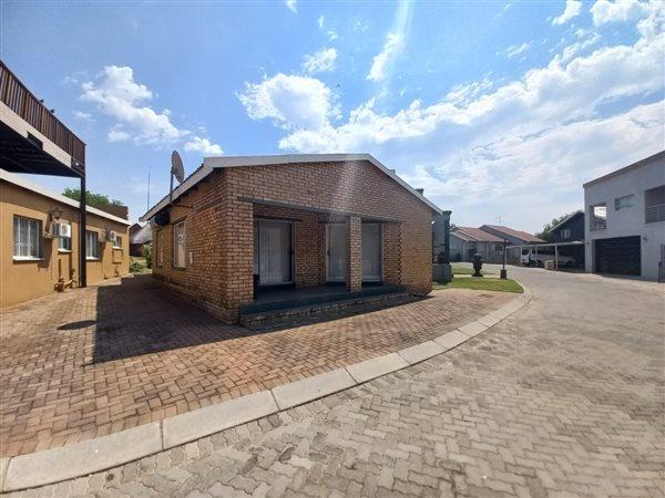 3 Bedroom Cluster