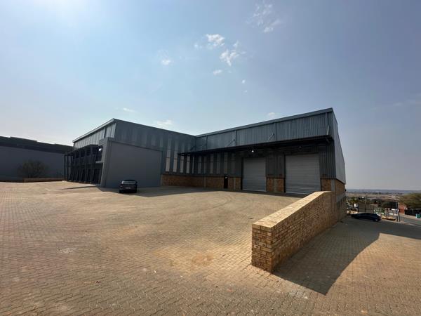 3 568  m² Industrial space