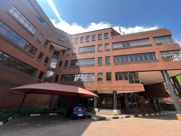 1 211 m² Commercial space