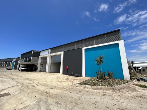 925  m² Industrial space