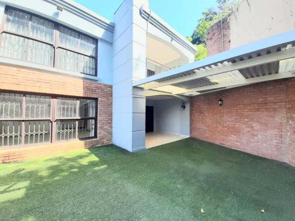 4 Bedroom Townhouse